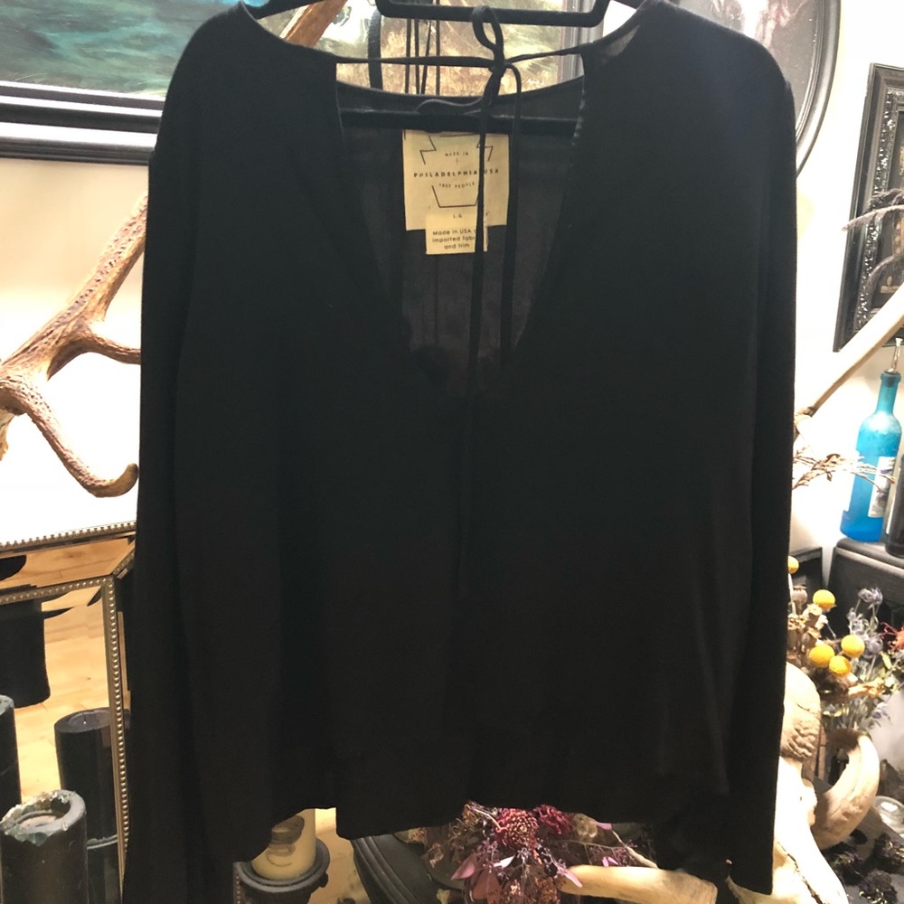Bell sleeve crop top